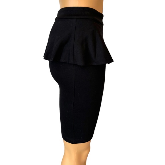 Alice + Olivia Black Stretch Peplum Skirt - Picture 2 of 5